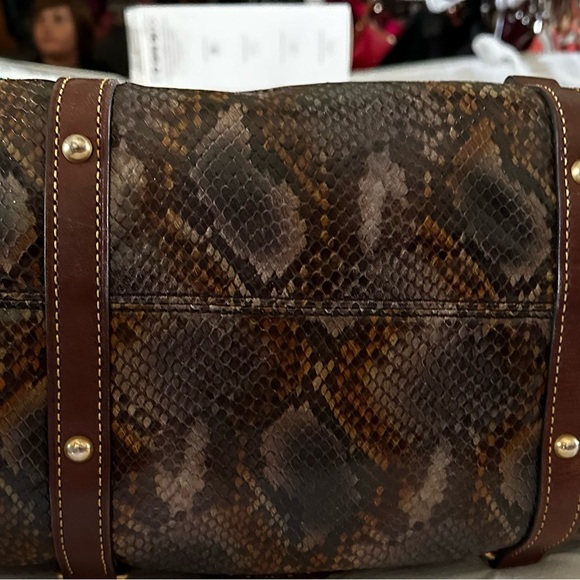 CONGRATULATIONS @4theloveofkate SO HAPPY FOR YOU I AM GLAD YOU WIN YOU DESERVE💕 - Picture 7 of 16